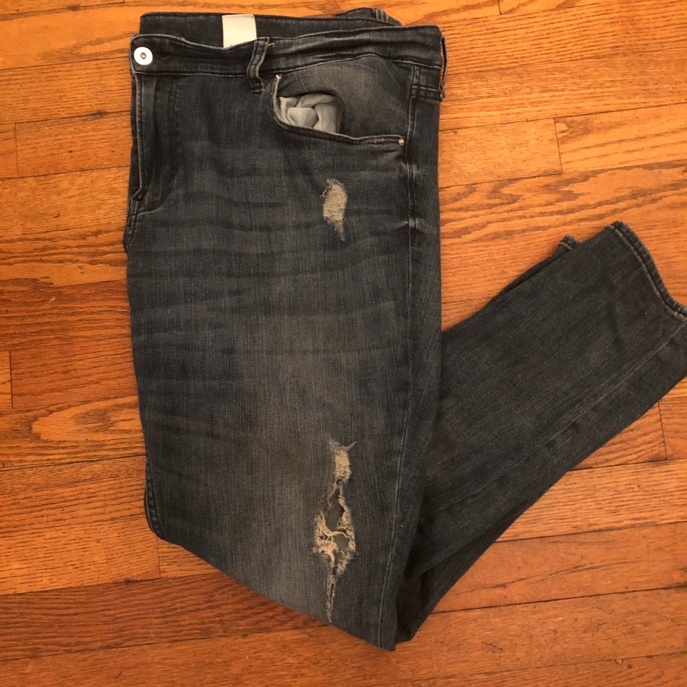H&M Distressed Skinny Jeans
